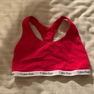 Calvin Klein sports bra-Medium